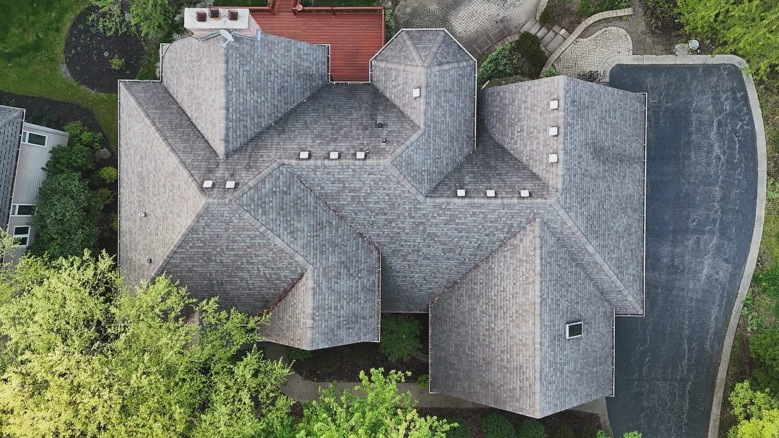 Designer shingle re-roof in the Chicago suburbs